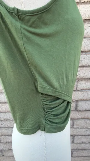 ✨ Olive Green Crossover Wrap Tank Top | Size L thumbnail 3