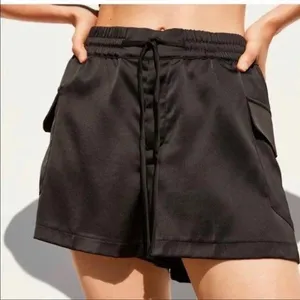 ZARA XS Black‎ Satin Cargo Shorts Drawstring Elastic Waist Casual thumbnail 1