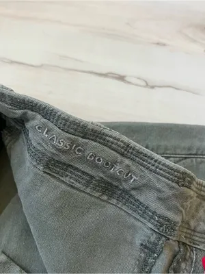 Green American Eagle pants size 6 thumbnail 4