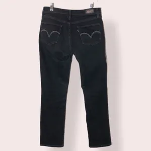 Levi’s Black Mid Rise Skinny Jeans 8 Dark Denim thumbnail 2