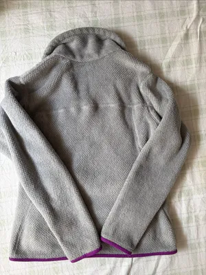 Patagonia Gray Fleece Pullover with Purple Accents thumbnail 7