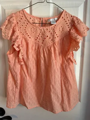 Ruffle Sleeve Top NWOT‎ Size 4 thumbnail 1