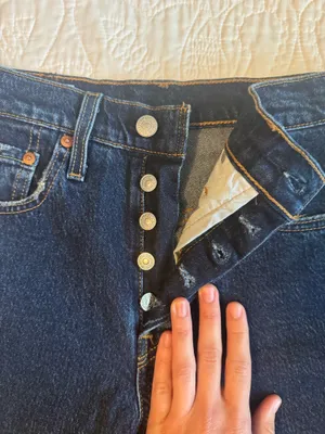 Levi’s 501 Denim Shorts High-Rise thumbnail 5