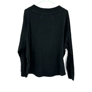 We The Free Size Large Sweater Dark Gray Button Accent‎ Long Sleeve Scoop Neck thumbnail 2