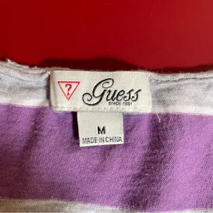 Guess Jeans Baby Tee M Pink Gray Stripe Cotton Fitted Y2K Style Retro Top sexy thumbnail 3