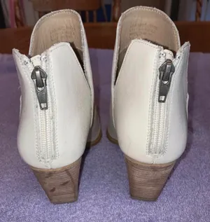 Mi.iM Women’s High Heel Booties Size 7.5 White thumbnail 3