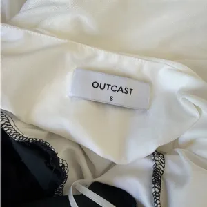 Outcast Maxi Dress Halter Tahiti Size S Black White thumbnail 5