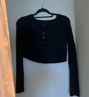 Cropped Sweater  thumbnail 1