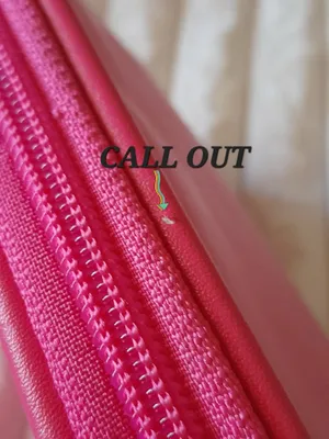 Juicy Couture Hot Pink Rhinestone Dome Makeup Bag thumbnail 5