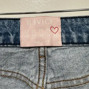 Revice High Rise‎ Distressed Straight Leg Button Up Jeans Women's 27 thumbnail 4
