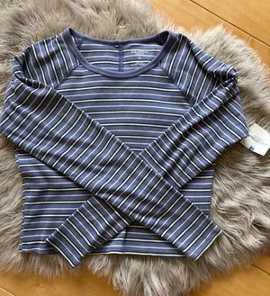 Arizona Jean Company Top thumbnail 1