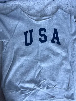 Brandy Melville Crewneck thumbnail 1
