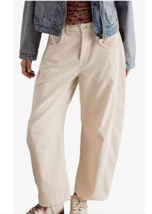 Mid Rise Cropped Baggy Pants Tan Size L thumbnail 1
