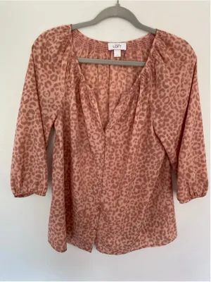 LOFT Pink Leopard Print Peasant Blouse Boho Romantic Cottagecore Quiet Luxury‎ S thumbnail 2