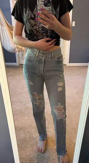 Levi’s thumbnail 1