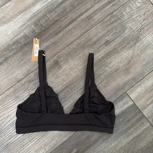 SKIMS Black Triangle Bralette M NEW thumbnail 8