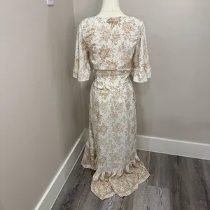 Petal + Pup Floral Button Front‎ Midi Dress Tan White Boho Flutter Sleeve Size 8 thumbnail 3
