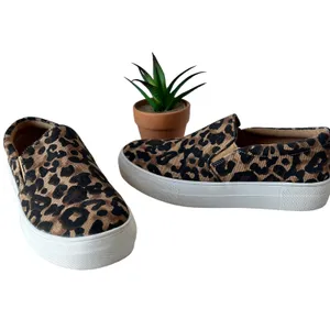 Steve Madden Gills Leopard Sneakers Womens Shoes 6.5M MobWIfe Y2K Slip On Fabric thumbnail 11