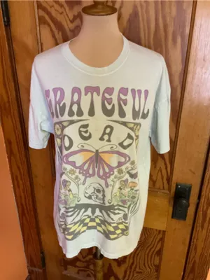 American Eagle Grateful Dead Graphic Tee XS Butterfly Skull Mushroom Band Tee thumbnail 6