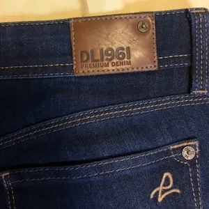 DL1961 Melissa Wide Leg Jeans Size 27 thumbnail 5