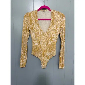Free People X REVOLVE Maize Gotcha Yellow Animal Print Long Sleeve Bodysuit S thumbnail 2