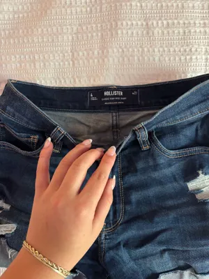 Hollister Jean Shorts Mid-Rise thumbnail 2