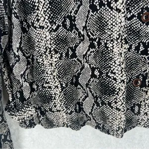 Zara Snake Print Button‎ Front Boxy Long Sleeve Button Up Top thumbnail 5