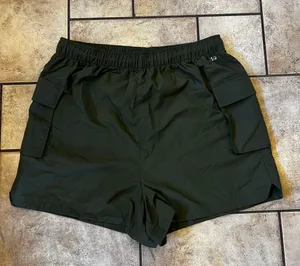 DSG Shorts Green Size M thumbnail 1