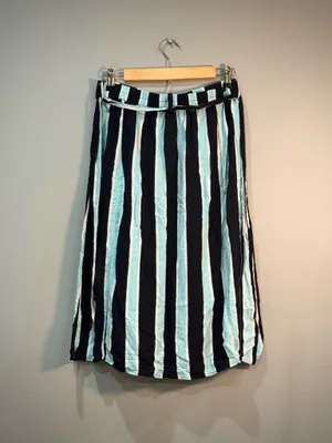 Black/Blue Westport Striped Midi Skirt Size MP EUC thumbnail 5