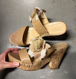 Women’s Woven Tan Cork Platform Wedge Heels Sandals with Floral Accent Size 8 thumbnail 1