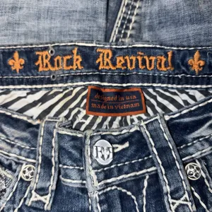 Rock Revival 26 Ferry Women’s Jeans Straight Mid-Rise Boot Cut EUC cowgirl rodeo thumbnail 8