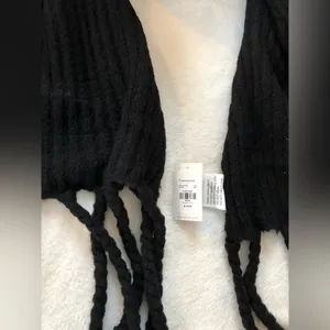 New with tag Francesca’s knit scarf thumbnail 4