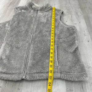 Croft & Barrow Gray Zip Up Sleeveless Soft Fleece Vest Pockets Large thumbnail 8