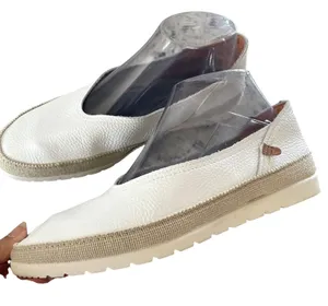 New Balance Leather‎ Slip On Shoes Women 40 White Coastal Minimalist Spain thumbnail 1