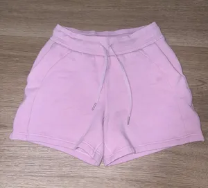 Lululemon Scuba High-Rise Shorts Pink Size 6 Drawstring Pockets Women thumbnail 1