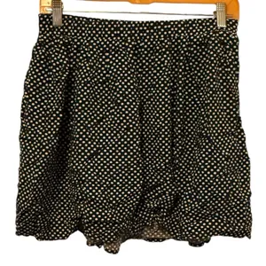 Old Navy‎ Polka Dot Skirt thumbnail 2