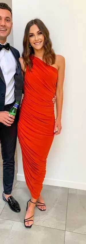 NEW NWT Norma Kamali Diana Gown One Shoulder Ruched Bodycon Maxi Dress Cinnamon thumbnail 1