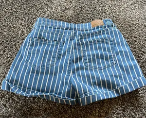 American Eagle Shorts thumbnail 2