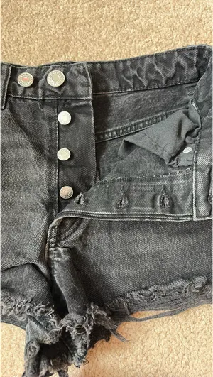 ZARA Shorts Denim thumbnail 2