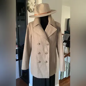 Nice dressy London Fog short coat 🌷LIKE NEW 🌷 thumbnail 2