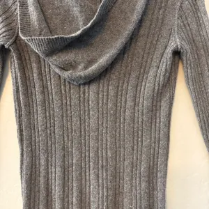 Hollister Y2K dark gray long sleeve hooded cable knit deep v-neck sweater small thumbnail 12