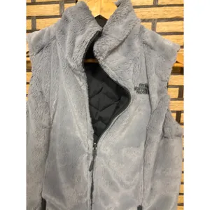 The North Face Black And Gray Reversible‎ Vest Size Small thumbnail 4