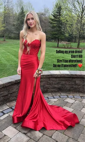 Sherri Hill Prom Dress thumbnail 1
