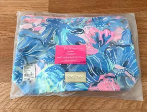 Lilly Pulitzer GWP Pouch thumbnail 1