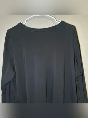 Lululemon Back In Action Black Long Sleeve V Neck Activewear Shirt Womens Size 8 thumbnail 9