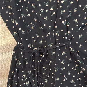 Brandy Melville Robbie Dress size small thumbnail 7