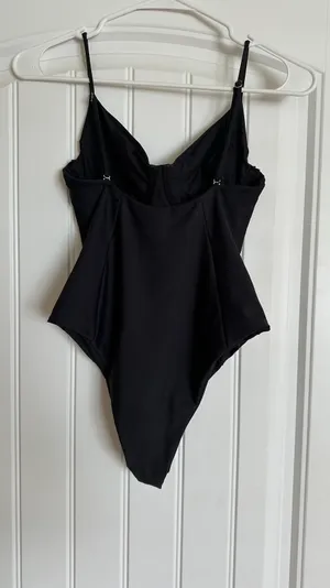 Black One Piece thumbnail 7