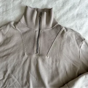 Athleta Retroplush Revive 1/4 Zip Sweatshirt Cream Women’s Size Small thumbnail 2