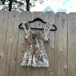 Y2k newspaper‎ print stretchy top size small Spring summer date romantic thumbnail 6