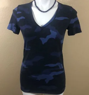 PINK blue black camo short sleeve T-shirt thumbnail 1